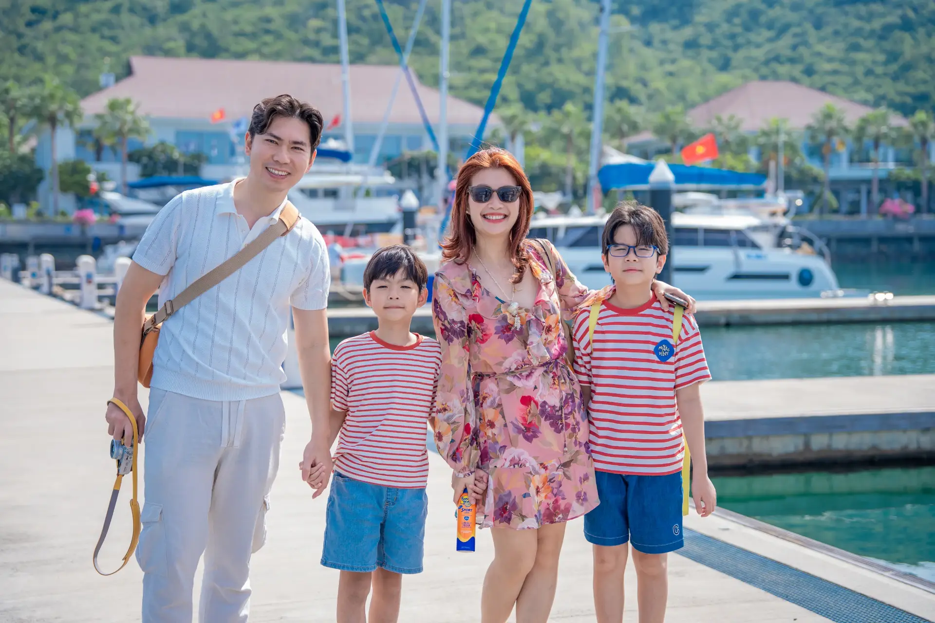 Quý khách check-in tại bến du thuyền Ana Marina trước khi lên Marmoris Yacht Nha Trang