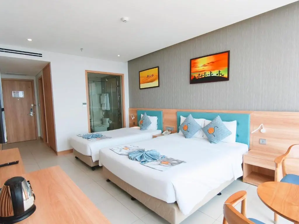 Nội thất phòng Senior Deluxe Triple Sea View Nội thất phòng Senior Deluxe Triple Sea View tại Sun Kiss Hotel Nha Trang
