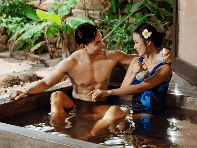 Hồ ngâm khoáng nóng thảo dược tại I Resort Nha Trang Hồ ngâm khoáng nóng thảo dược tại I Resort Nha Trang