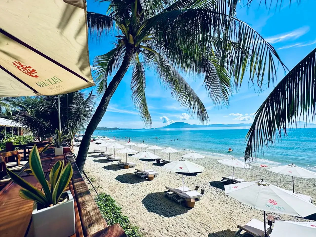 Bãi biển riêng Pax Ana Dốc Lết Bãi biển riêng tại Pax Ana Dốc Lết Resort & Spa