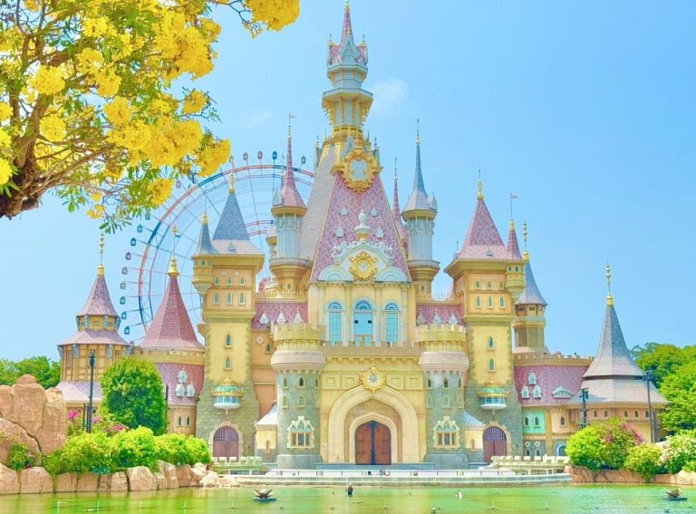 Tour Khám Phá Bắc Đảo: VinWonders & Grand World Phú Quốc 1 Ngày